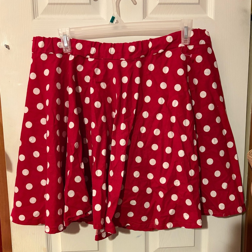 Chic Red Polka Dot Skater Skirt